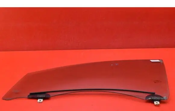 Renault Fluence Front door window glass four-door