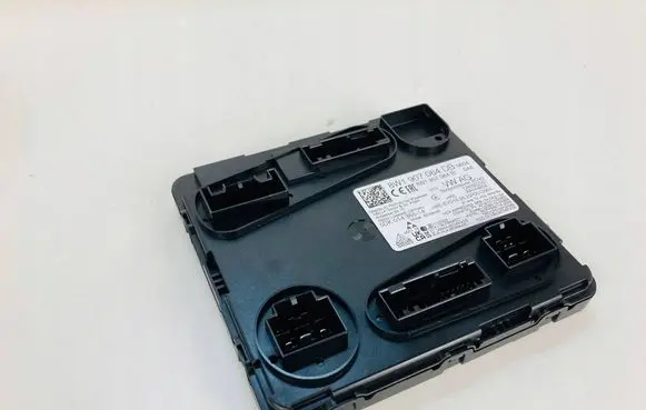 Audi A5 Central body control module 8W1907064DB