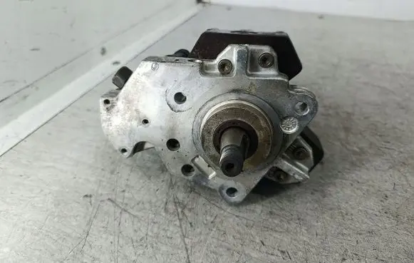 Nissan Primera Fuel injection high pressure pump 