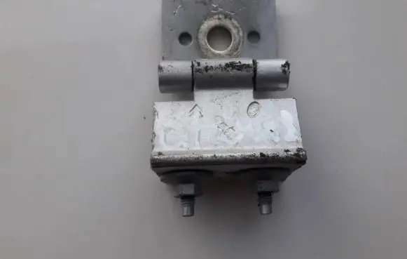 Citroen C5 Front door upper hinge