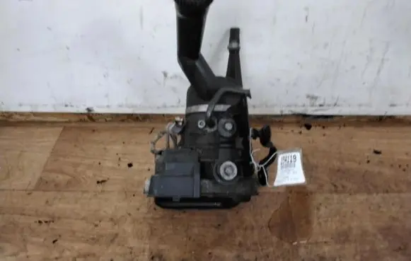 Citroen Xsara Picasso Power steering pump 9684040280