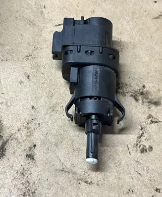 Ford Mondeo MK IV Brake pedal sensor switch 3M5T13480AC