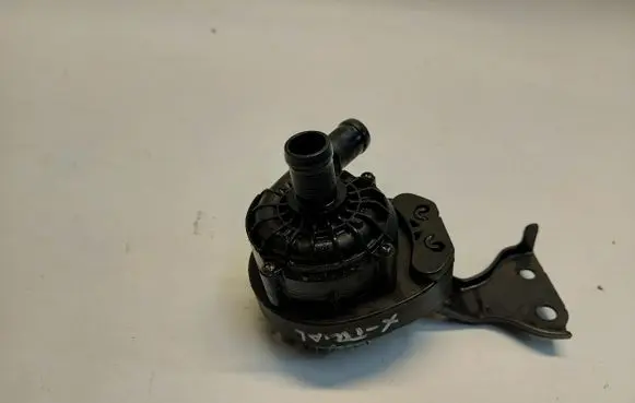 Nissan X-Trail T33 Water pump 215806RU5AJLK01