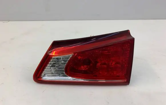 Lexus IS 220D-250-350 Rear/tail lights