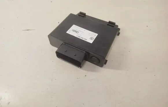 Audi A7 S7 4G Voltage converter/converter module 8K0959663F