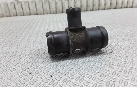 Volkswagen II LT Engine coolant pipe/hose