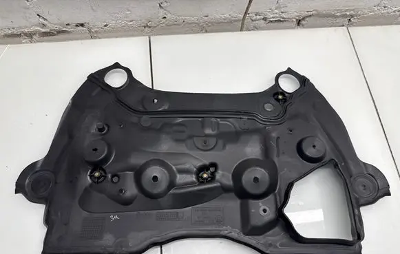 BMW X7 G07 Engine bonnet/hood sound/heat insulation 7424945
