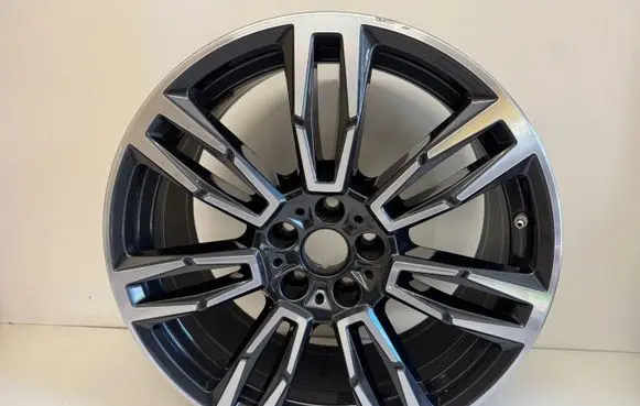 BMW 5 G60 G61 R19 alloy rim 5A324E0