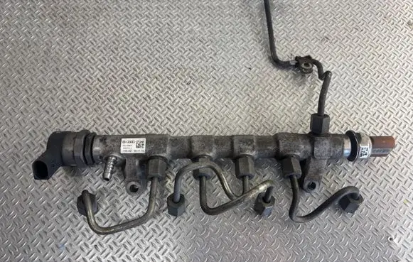 Volkswagen Tiguan Fuel main line pipe 03L089N 0067012