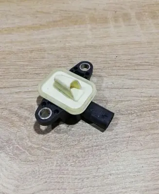 Audi A8 S8 D4 4H Airbag deployment crash/impact sensor 4H0955557 0488RB4