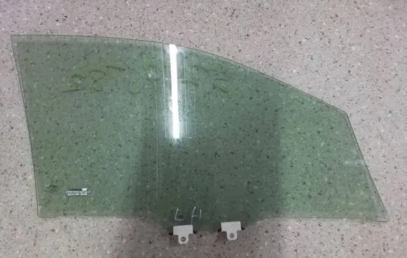 Subaru Outback (BT) Side middle window/glass 