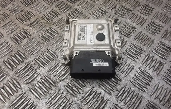 Hyundai i30 Engine control unit/module 391102BGB3