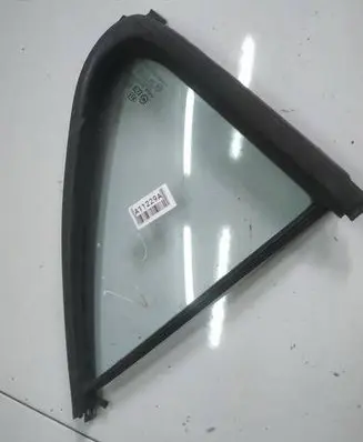 KIA Sorento Rear vent window glass AS2