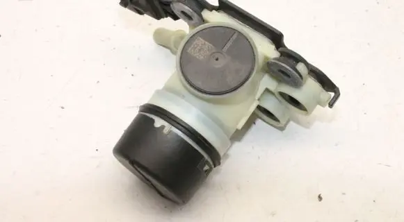 Land Rover Discovery Sport Adblue pump F01C250150