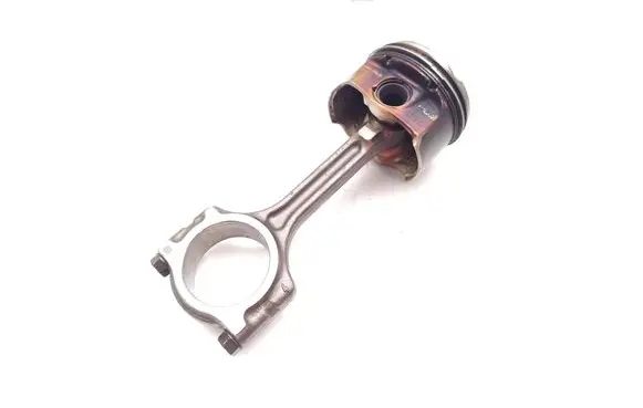 Nissan Qashqai Piston with connecting rod HR13DDT