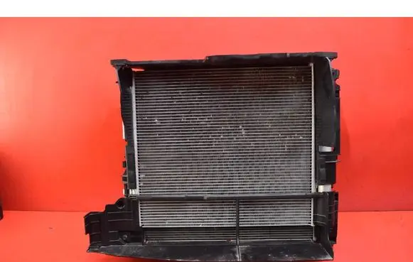 Hyundai Tucson JM Coolant radiator 25310N7030