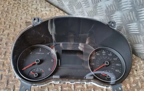 KIA Sportage Speedometer (instrument cluster) 94021F1280
