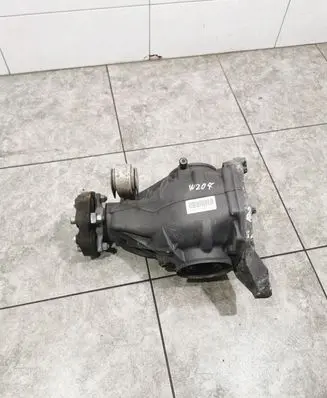 Mercedes-Benz E A207 Rear differential 2043507214 A2043510508