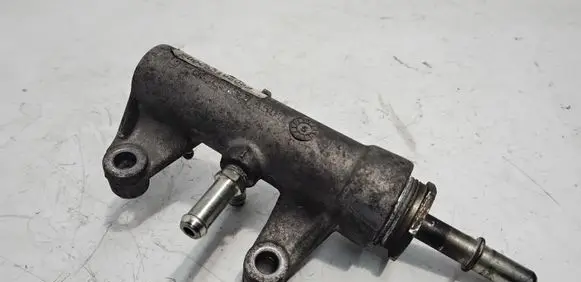 Opel Zafira B Fuel main line pipe 55193043