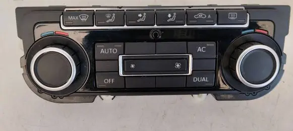 Volkswagen Scirocco Climate control unit 5K0907044BS SW0709 5HB00974640