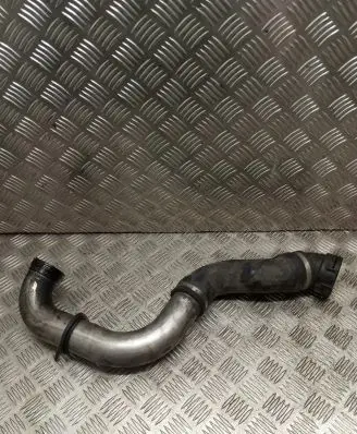 BMW 5 E60 E61 Intercooler hose/pipe