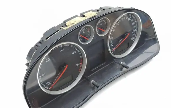 Volkswagen PASSAT B5.5 Speedometer (instrument cluster) 3B0920927A VWZ7Z0A4155363 280801214205
