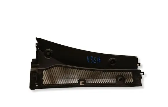 Peugeot 2008 II Wiper trim 9824416180
