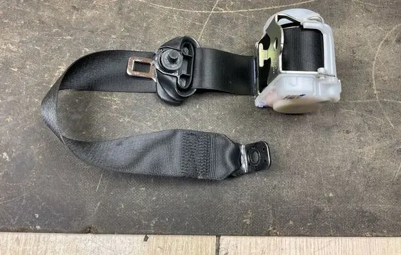 Porsche 911 992 Front seatbelt 992857805a Kr18p4k18w 84037