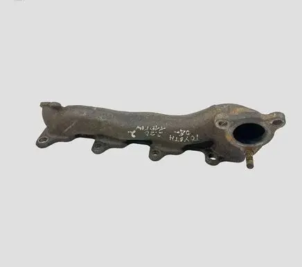 Toyota Avensis T250 Exhaust manifold