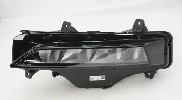 Skoda Octavia Mk4 Front fog light 5E3941699 00226409