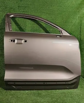 Volvo XC40 Front door 