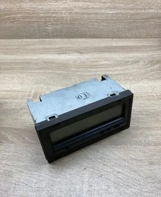 Mitsubishi Carisma Screen/display/small screen MR975046 66407070
