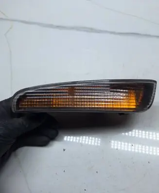 Alfa Romeo GT Front indicator light 461207486