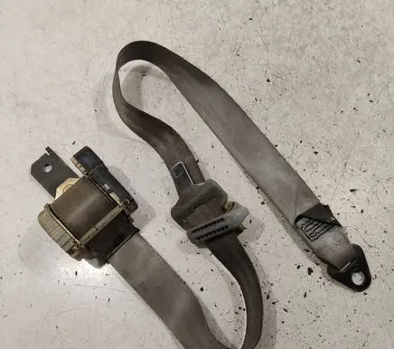 Renault Scenic I Front seatbelt 432479