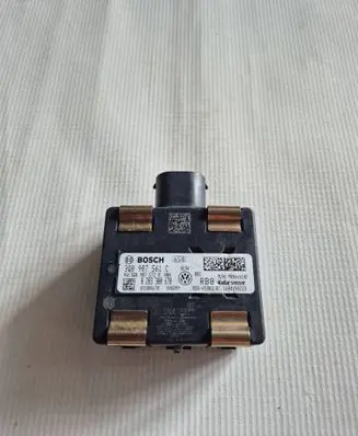 Volkswagen PASSAT B8 Distronic sensor radar 3Q0907561C
