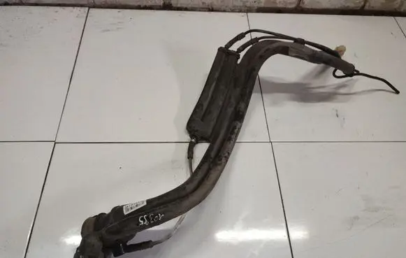 Fuel tank filler neck pipe