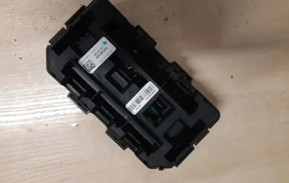 BMW 1 F20 F21 Fuse module 922487903