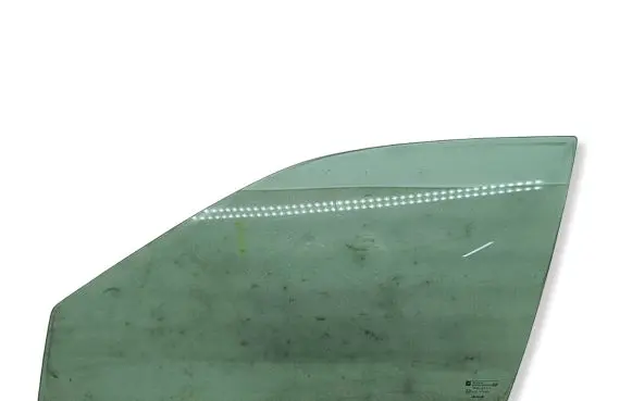 Opel Vectra B Front door window glass four-door 