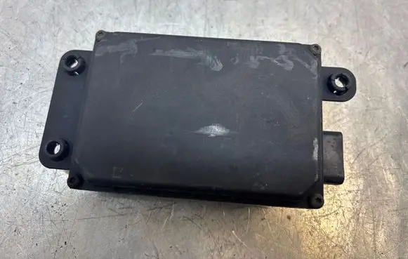 Volvo V60 Distronic sensor radar 31400419