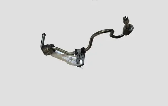 Volvo V60 Fuel injector supply line/pipe