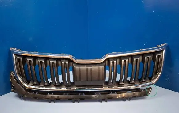 Skoda Kodiaq Front bumper upper radiator grill 565853653A