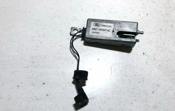 Ford Galaxy Antenna control unit 6m2t18c847ac 20061212a