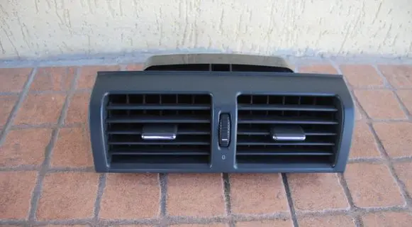 Mercedes-Benz E W210 Dash center air vent grill 2108300054