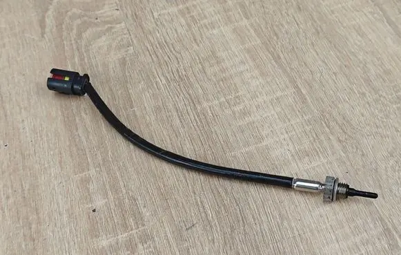 BMW X6 G06 Exhaust gas temperature sensor 8576316