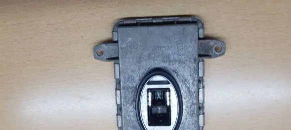 BMW X4 F26 Headlight ballast module Xenon 7317408