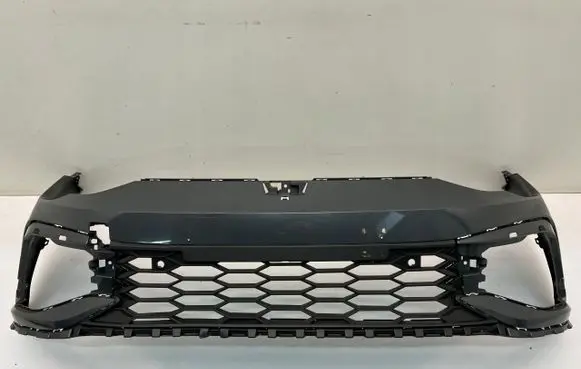 Volkswagen Golf VIII Front bumper 5H0807221D