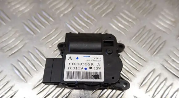 Nissan Leaf II (ZE1) A/C air flow flap actuator/motor T1008566R