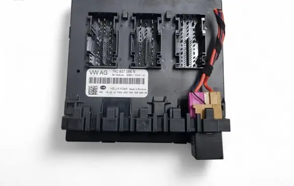 Seat Altea Comfort/convenience module 5DK009656-08 1K0937086N