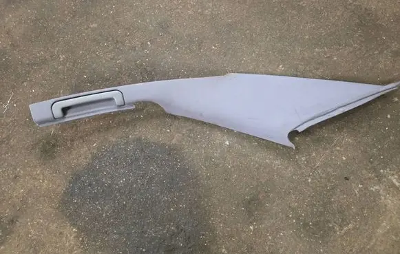 Audi A8 S8 D2 4D (C) pillar trim