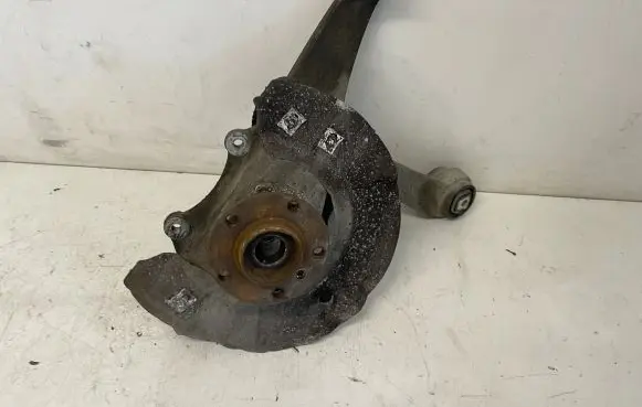 BMW 5 F10 F11 Front wheel hub spindle knuckle